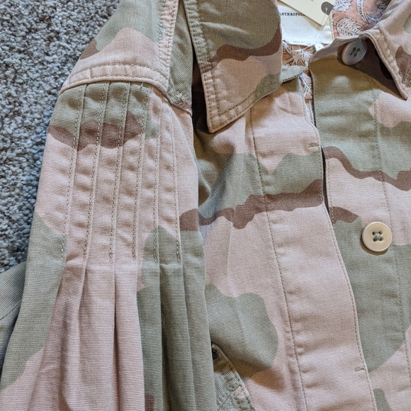 Anthropologie Camo Jacket Size L - Picture 2 of 7
